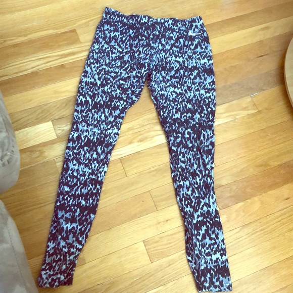 Nike leggings - Picture 1 of 1